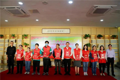 鹽城市亭湖區(qū)2022國(guó)慶詩(shī)歌朗誦會(huì)圓滿落幕，以詩(shī)傳情共慶華誕